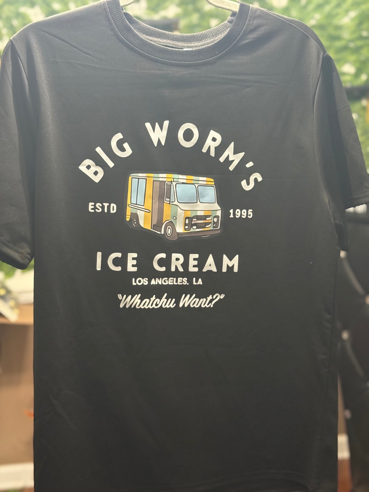 BIG WORM ICE CREAM BLACK TEE